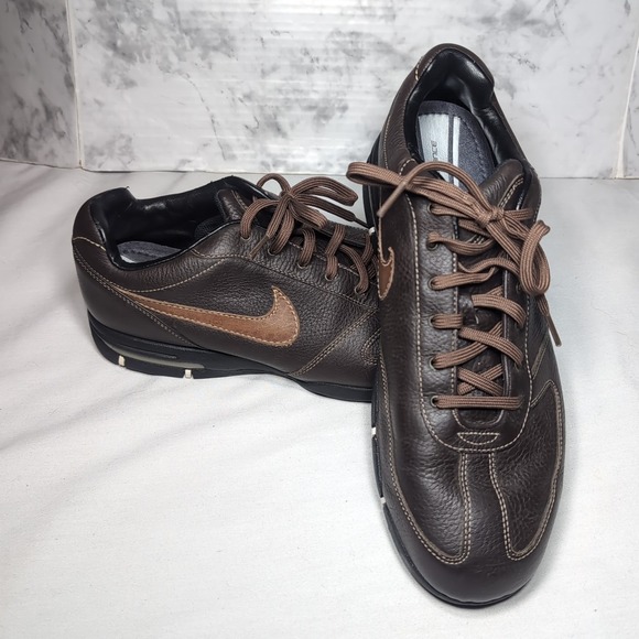 Nike Sport Performance Traction At Contact Brown Golf Shoes Mens 9W Needs Spikes - Picture 1 of 12